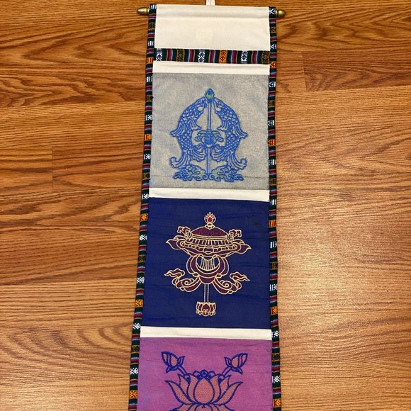 Tibetan Handicraft Embroidered Three Pocket Wall Hanging. - Picture 1 of 5